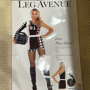 Halloween costume “first place racer” by Leg Avenue